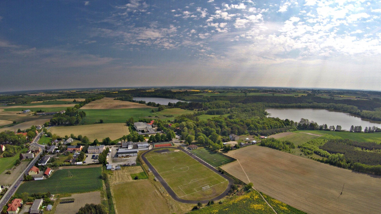 - stadion_bobrowo.jpg - stadion_bobrowo.jpg